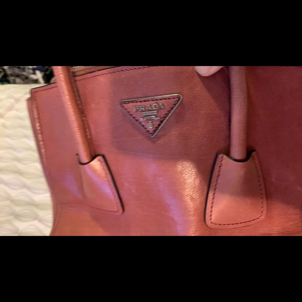 PRADA BAG - Picture 3 of 4